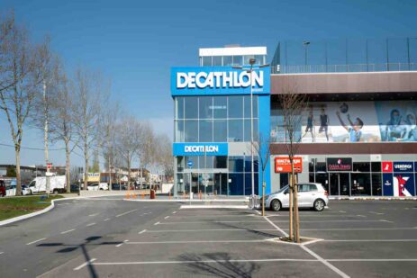 Decathlon Huda City Centre Metro Station Area