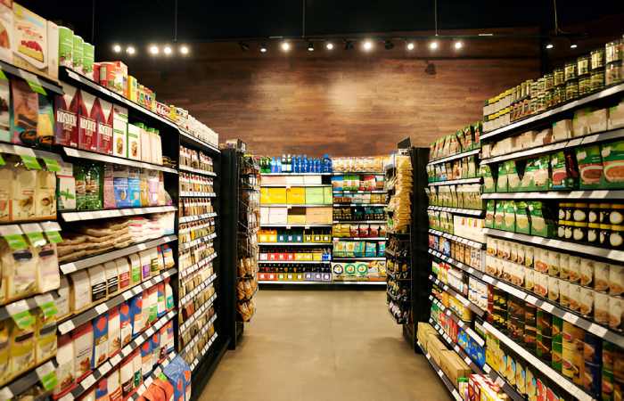 The Popular Grocery Store Open in Kolkata