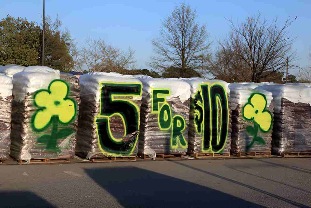 Walmart Mulch Sale 5 For $10 - Clearance, Discounts & Rollbacks